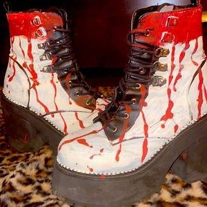 Killer DeathStalker Boots!
